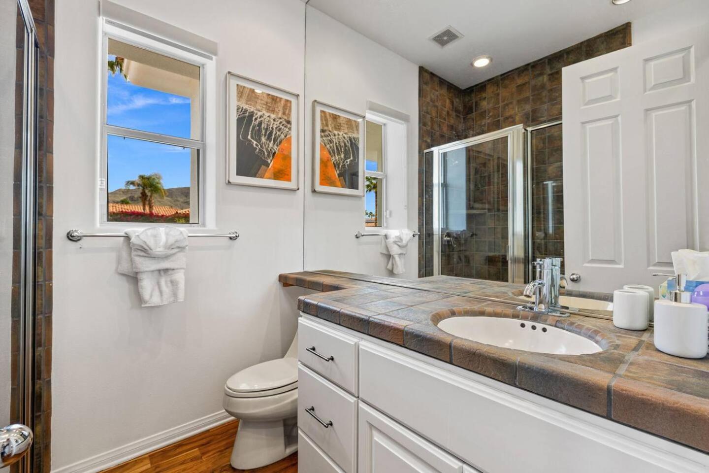 Doheny Drive View Experience Appartamento *